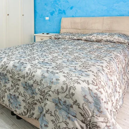 Апартаменты Appartamento Cristinel - Sanremo *