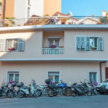 Lägenhet Appartamento Cristinel - Sanremo
